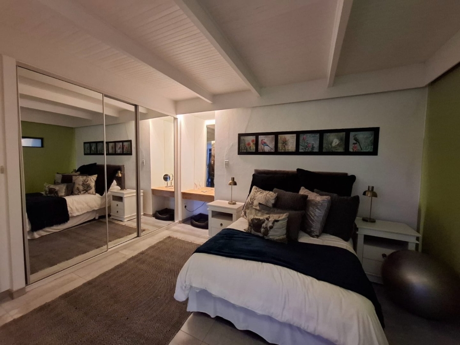 5 Bedroom Property for Sale in Protea Park North West